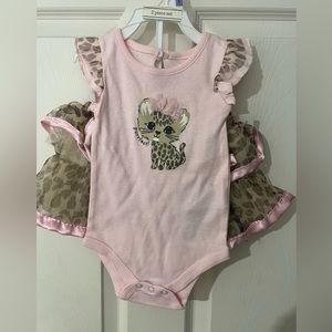 2 piece set brand new with tags